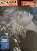 CR Fashion Book Magazine