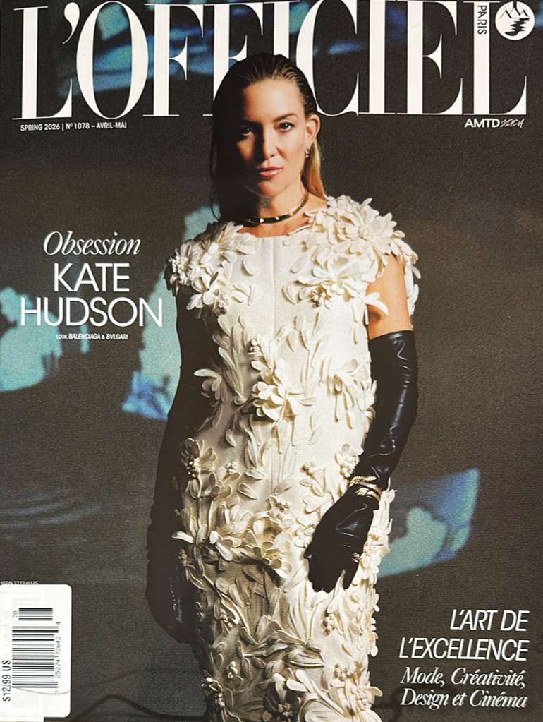 L'OFFICIEL 2002 オートクチュール資料集 パリ冬 L'OFFICIEL 2002 オートクチュール資料集 パリ冬 朝日新聞出版 最新
