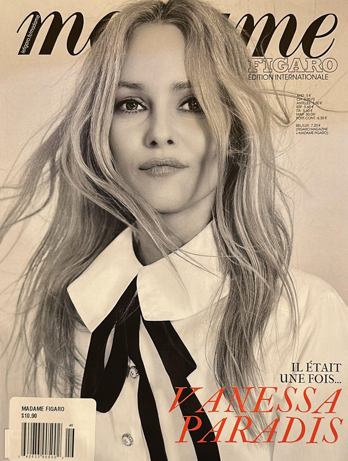 Buy Madame Figaro French Magazine Subscription | magazinecafestore.com