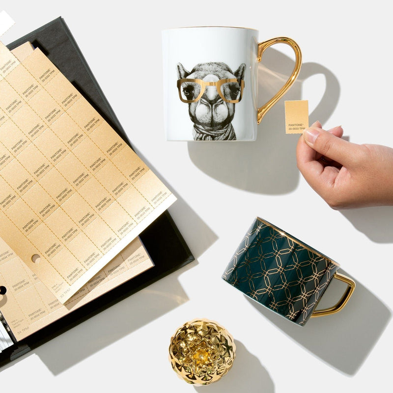 FASHION, HOME + INTERIORS (FHI) METALLIC SHIMMERS COLOR SPECIFIER