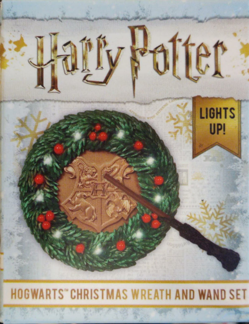 Harry Potter - Hogwarts Christmas Wreath And Wand Set